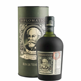 Garrafa de Diplomático 12 anos reserva exclusiva com caixa