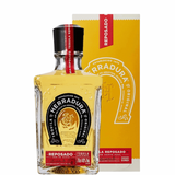 Garrafa de tequila Herradura Reposado com estojo
