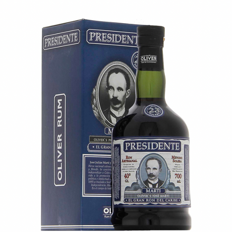 Garrafa de rum Presidente 23 anos